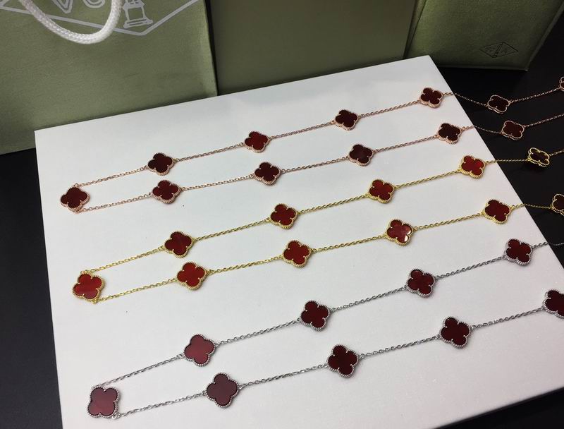 Van Cleef & Arpels necklace 09yxq04 (6)