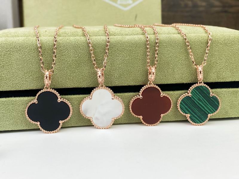 Van Cleef & Arpels necklace 09yxq05 (5)