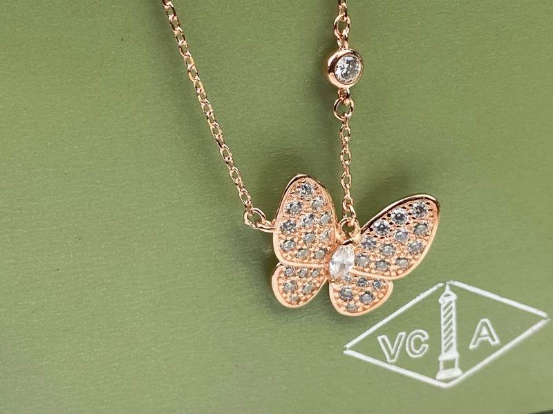 Van Cleef & Arpels necklace 09yxq06 (4)