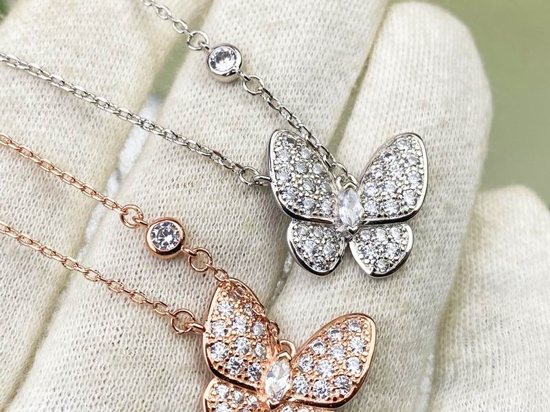 Van Cleef & Arpels necklace 09yxq06 (8)