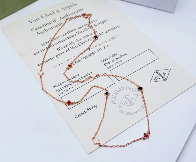 Van Cleef & Arpels necklace 10yxq02 (2)
