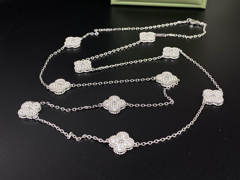 Van Cleef & Arpels necklace 10yxq04 (5)