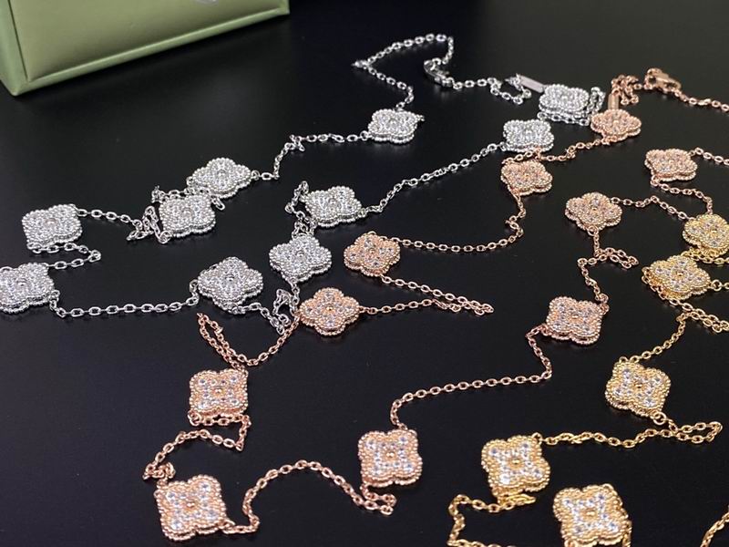 Van Cleef & Arpels necklace 10yxq04 (9)