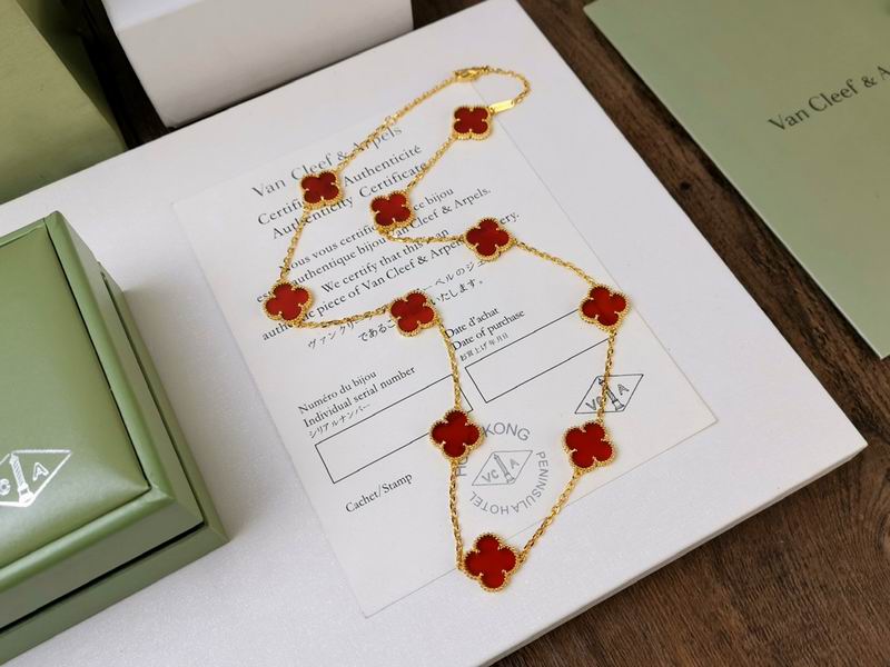 Van Cleef & Arpels necklace 10yxq06 (5)