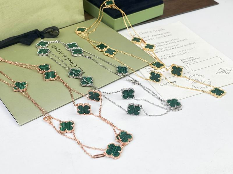 Van Cleef & Arpels necklace 11yxq03 (3)