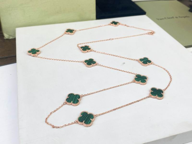 Van Cleef & Arpels necklace 11yxq03 (6)