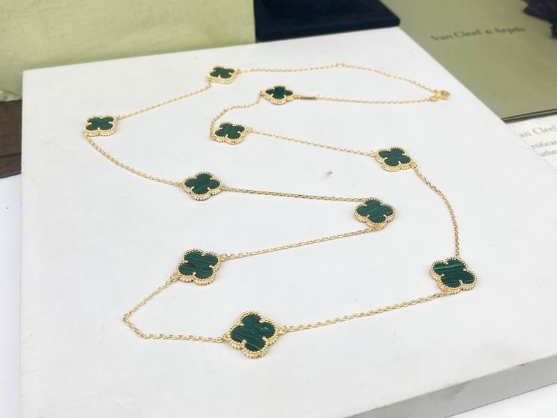 Van Cleef & Arpels necklace 11yxq03 (7)