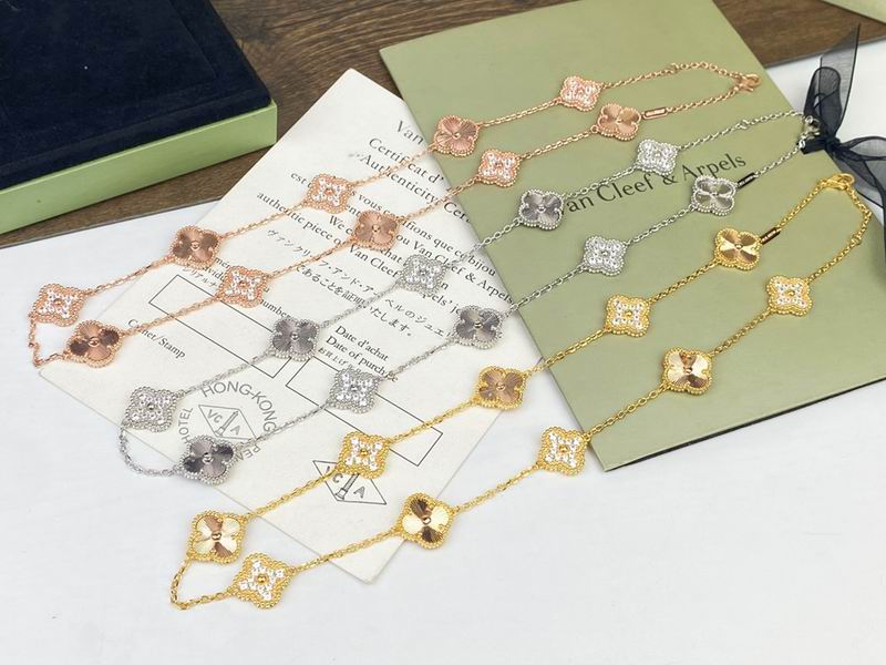 Van Cleef & Arpels necklace 11yxq04 (8)