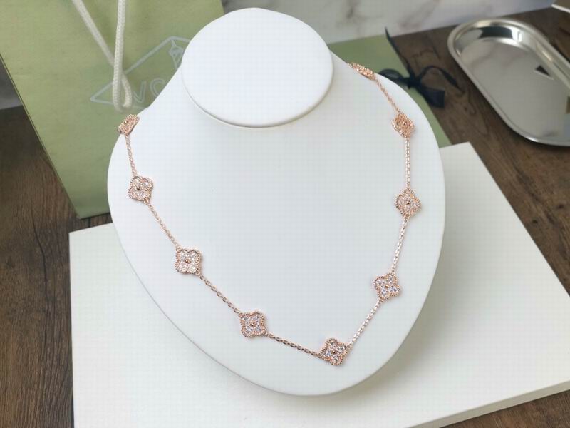 Van Cleef & Arpels necklace 11yxq05 (2)