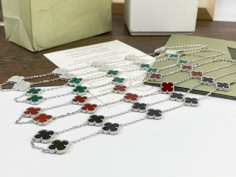 Van Cleef & Arpels necklace 11yxq07 (5)