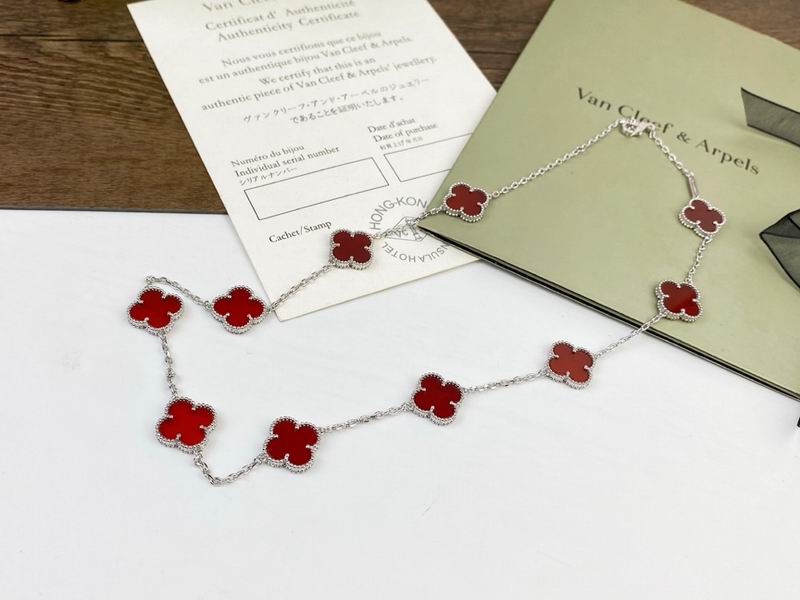 Van Cleef & Arpels necklace 11yxq07 (7)