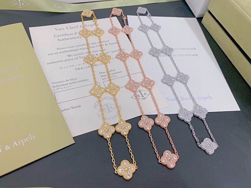 Van Cleef & Arpels necklace 11yxq08 (2)