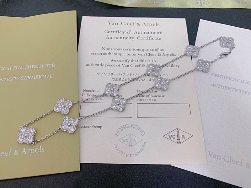 Van Cleef & Arpels necklace 11yxq08 (5)
