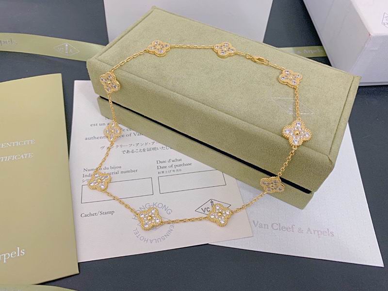 Van Cleef & Arpels necklace 11yxq08 (6)