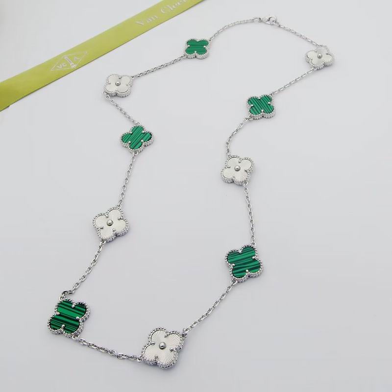 Van Cleef & Arpels necklace 11yxq09 (8)