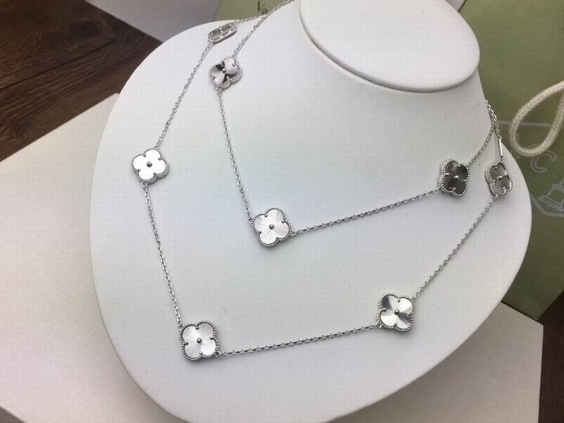 Van Cleef & Arpels necklace 11yxq12 (4)
