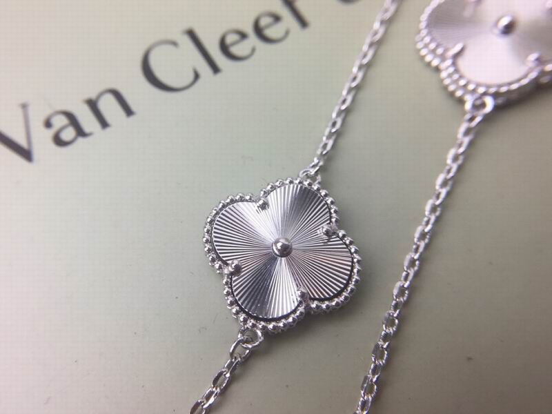 Van Cleef & Arpels necklace 11yxq12 (6)
