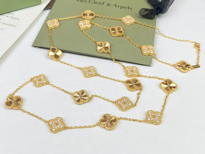 Van Cleef & Arpels necklace 11yxq15 (2)