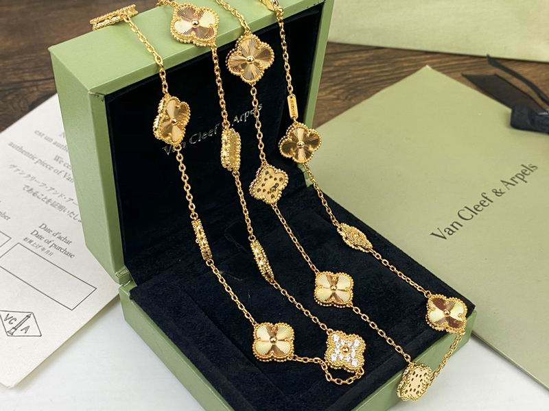 Van Cleef & Arpels necklace 11yxq15 (3)