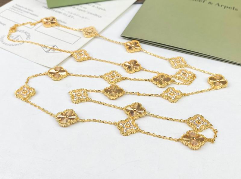 Van Cleef & Arpels necklace 11yxq15 (6)