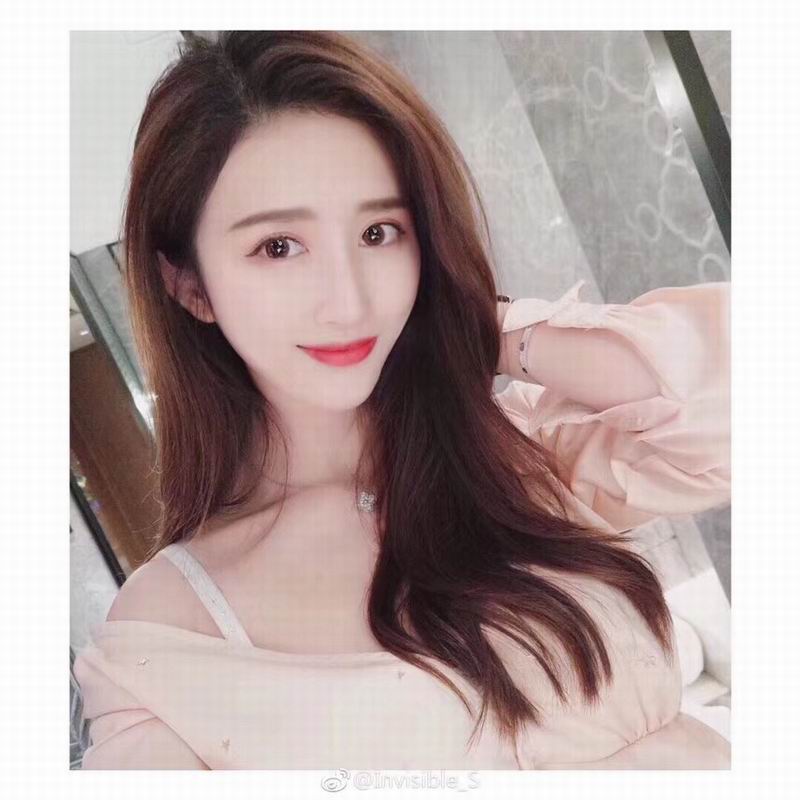 Van Cleef & Arpels necklace 12yxq01 (5)