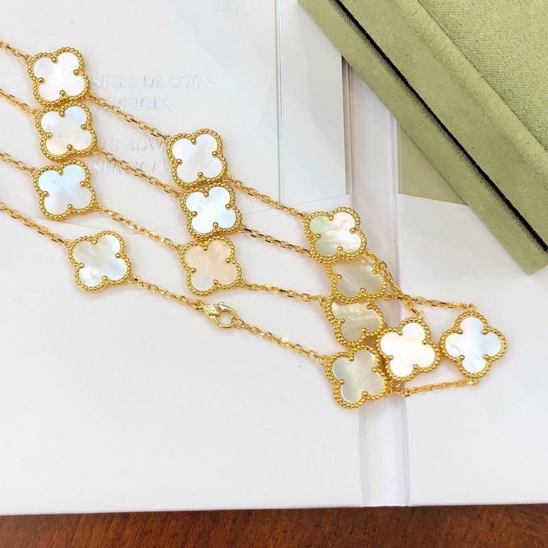 Van Cleef & Arpels necklace 12yxq03 (3)