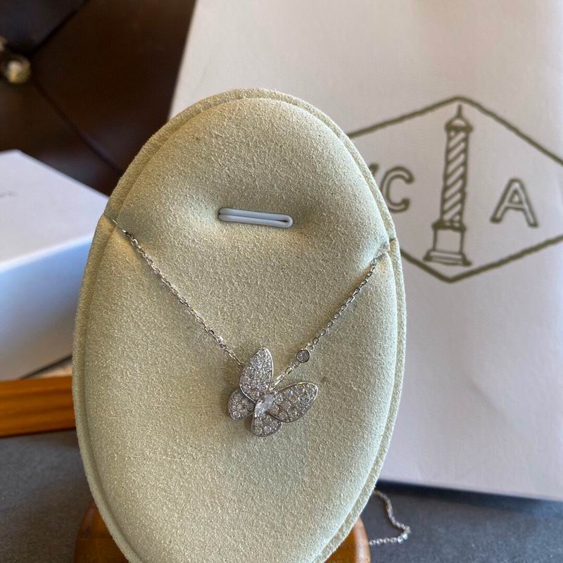 Van Cleef & Arpels necklace 12yxq04 (3)