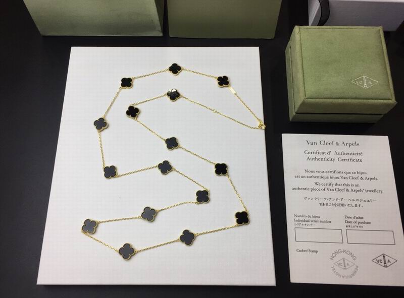 Van Cleef & Arpels necklace 12yxq06 (5)