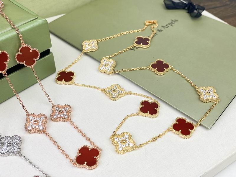 Van Cleef & Arpels necklace 12yxq12 (9)