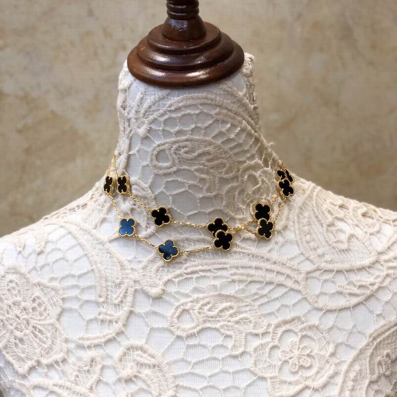 Van Cleef & Arpels necklace 12yxq18 (5)