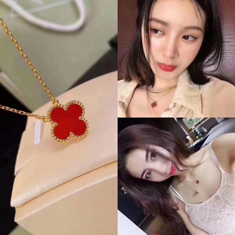 Van Cleef & Arpels necklace 12yxq22 (3)