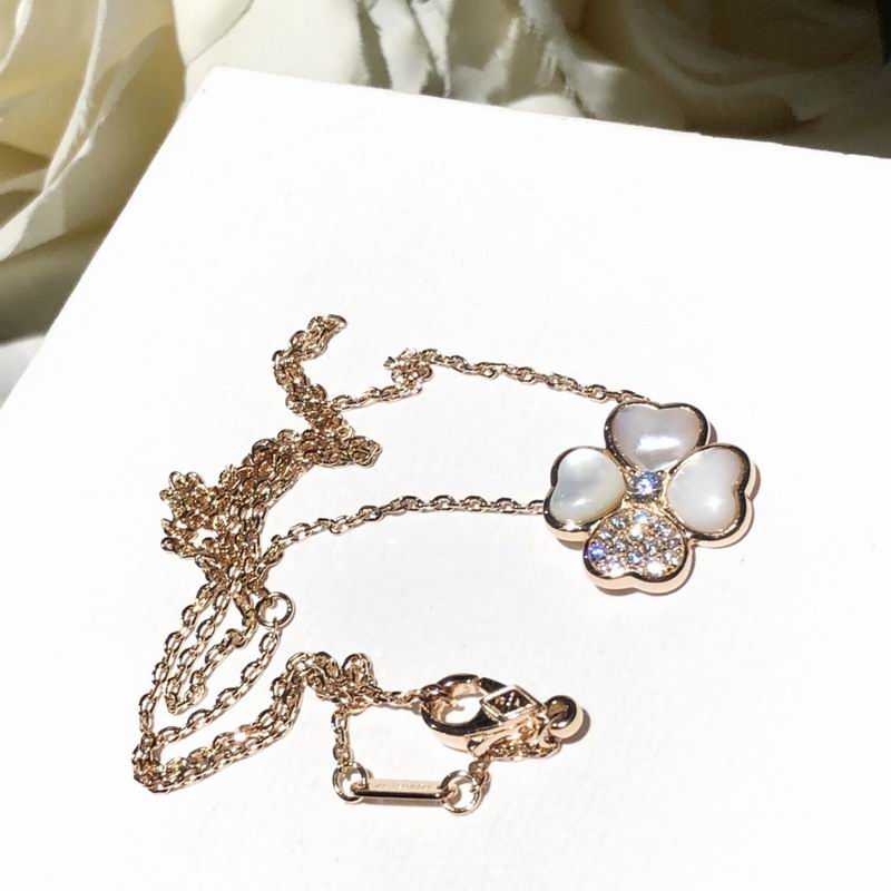 Van Cleef & Arpels necklace 12yxq28 (2)