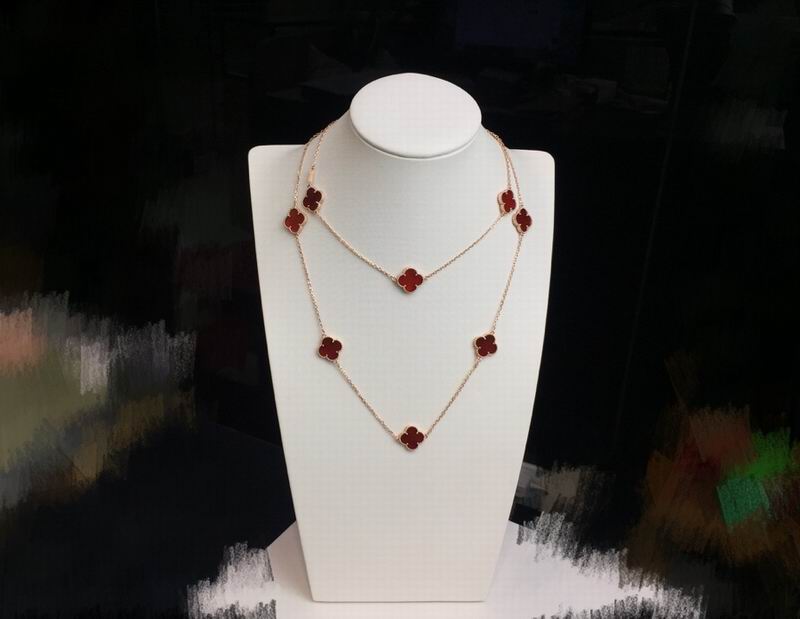 Van Cleef & Arpels necklace 12yxq30 (8)