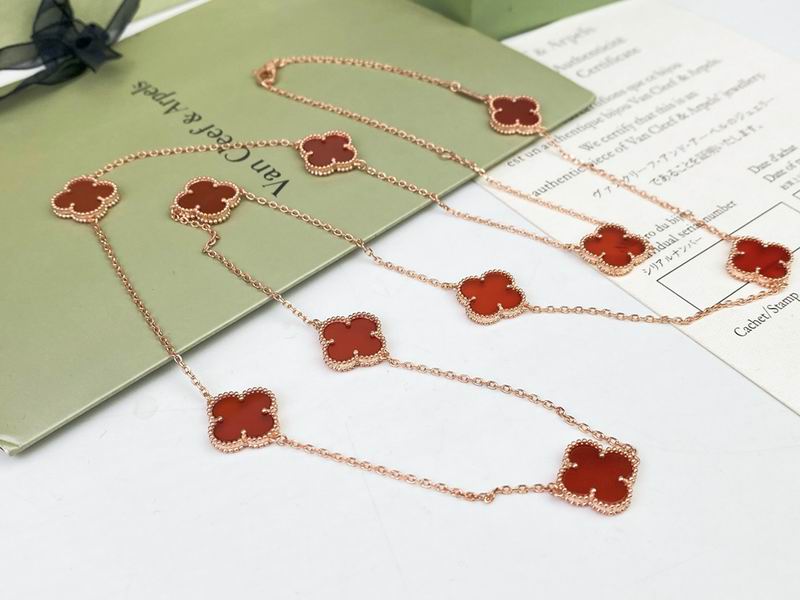 Van Cleef & Arpels necklace 12yxq34 (6)