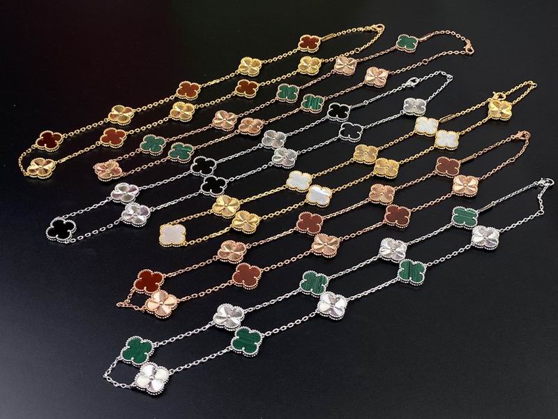 Van Cleef & Arpels necklace 12yxq35 (5)