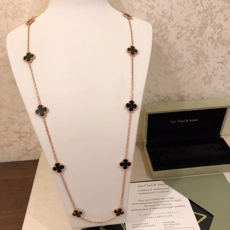 Van Cleef & Arpels necklace 12yxq37 (7)