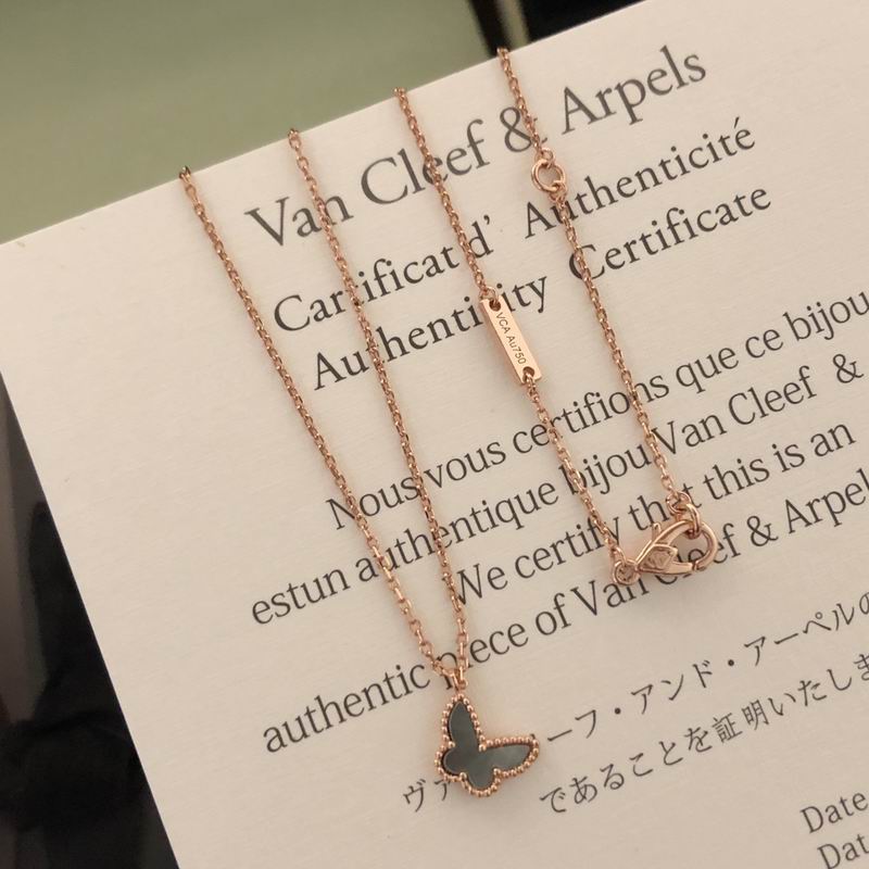 Van Cleef & Arpels necklace 12yxq38 (5)