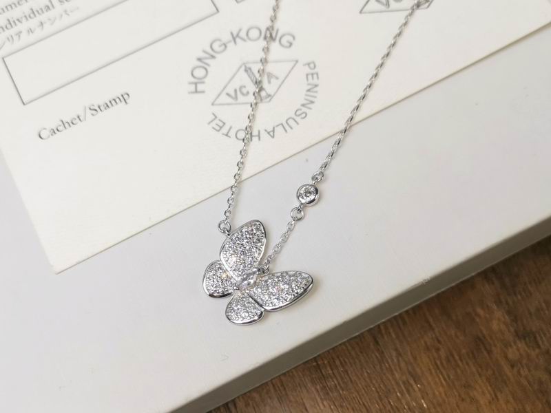 Van Cleef & Arpels necklace 12yxq41 (2)