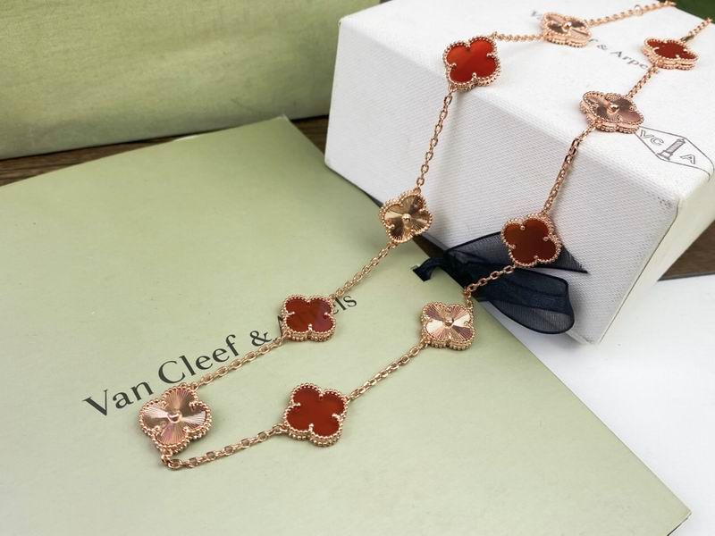 Van Cleef & Arpels necklace 12yxq45 (5)