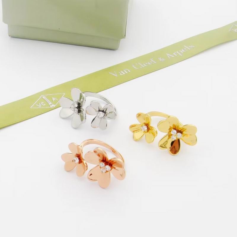 Van Cleef & Arpels ring 10yxq01 (5)