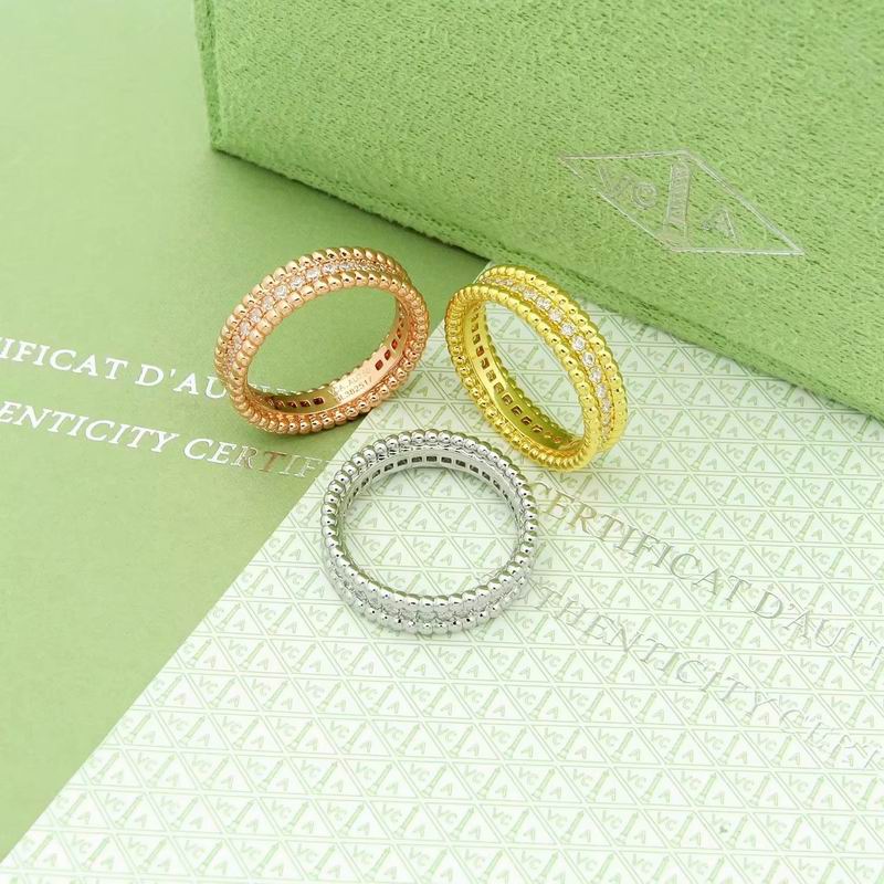 Van Cleef & Arpels ring 12yxq01 (3)