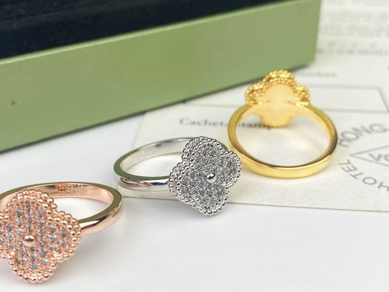 Van Cleef & Arpels ring 12yxq03 (3)