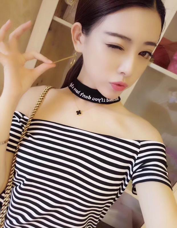 Van Cleef & Arpels suits 12yxq04 (6)