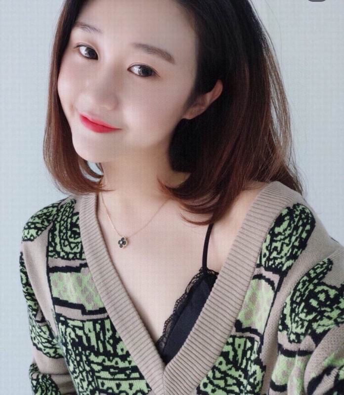 Van Cleef & Arpels suits 12yxq08 (7)