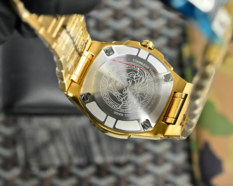 Versace 45mm 19 (29)