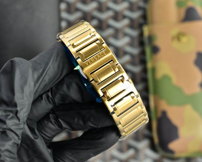 Versace 45mm 19 (31)