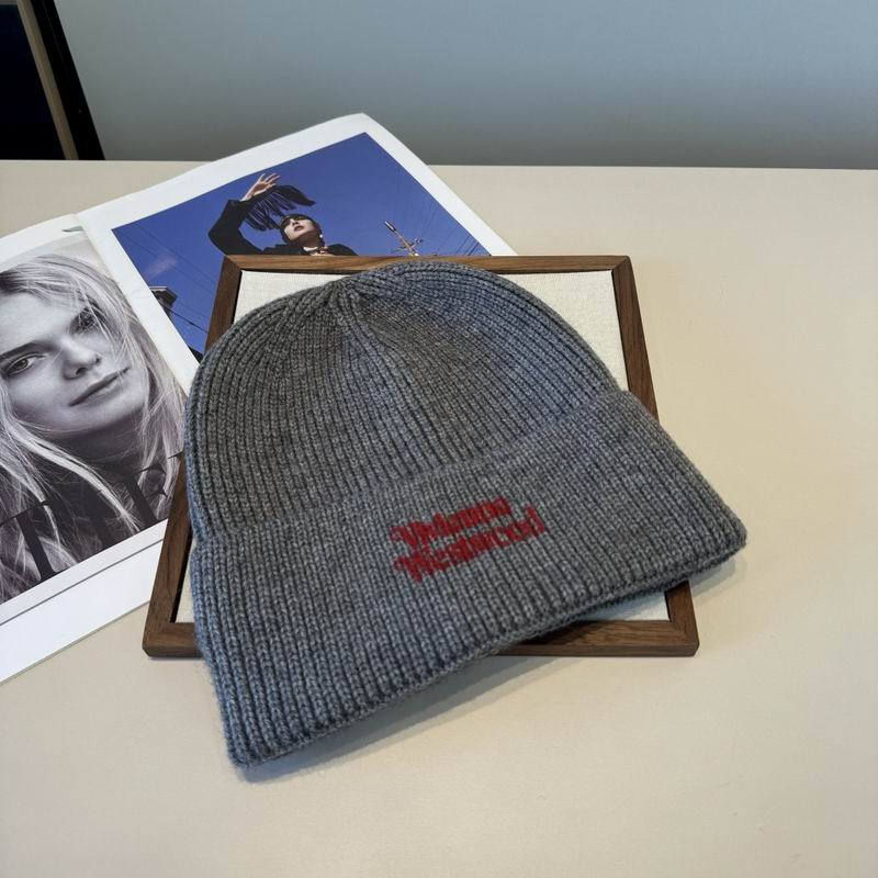 Vivienne Westwood hat (2623)