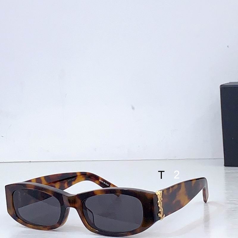 YSL M152 57 20-135 B02