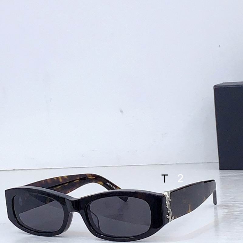 YSL M152 57 20-135 B05