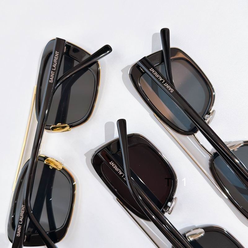 YSL 825 50 22-145 A07